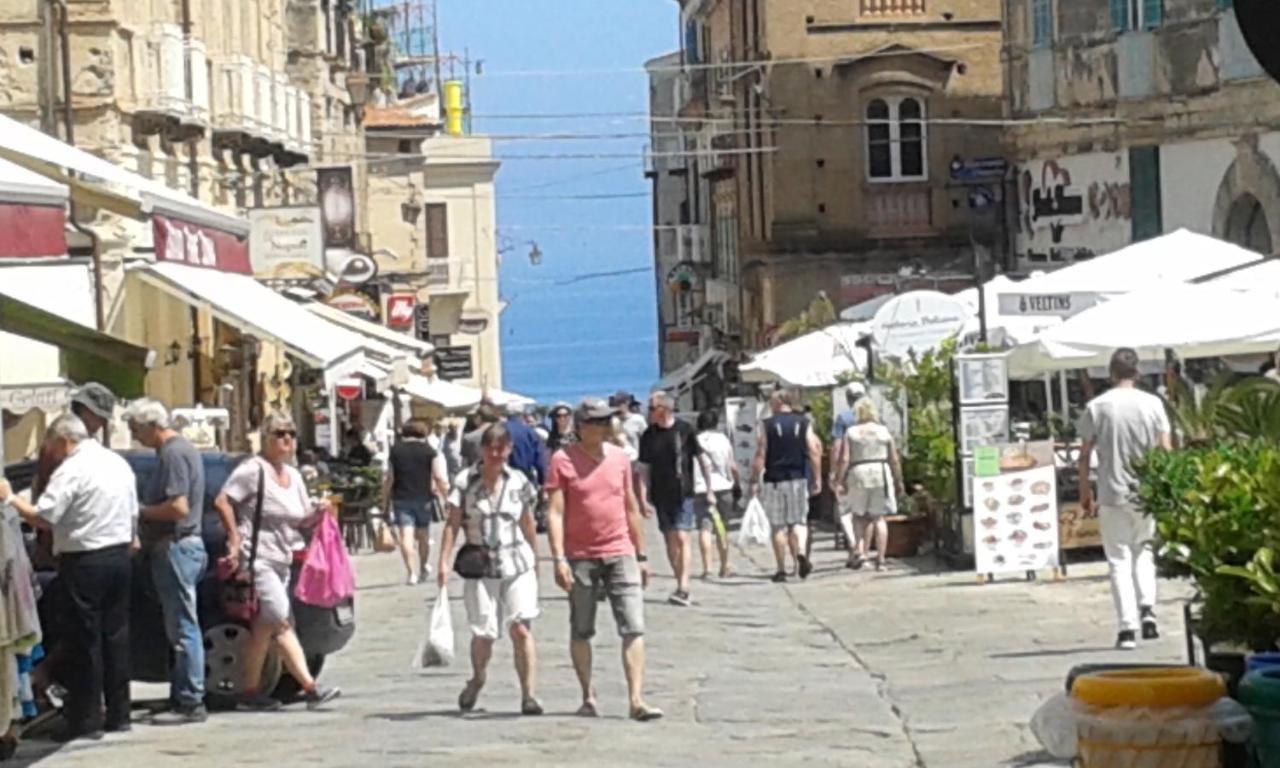 Olympus Room Tropea Exterior photo